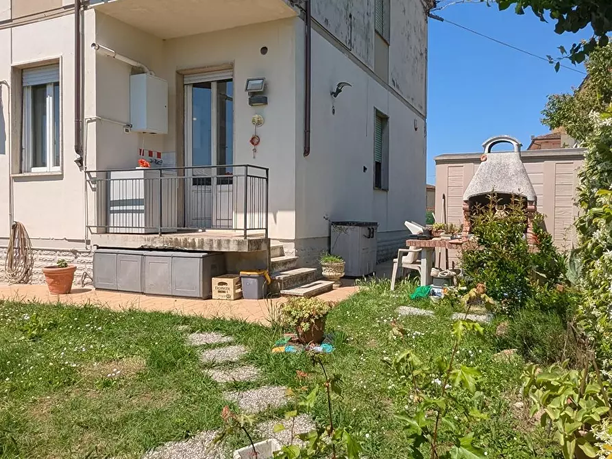 Immagine 2 di Appartamento in vendita  a Cerreto Guidi