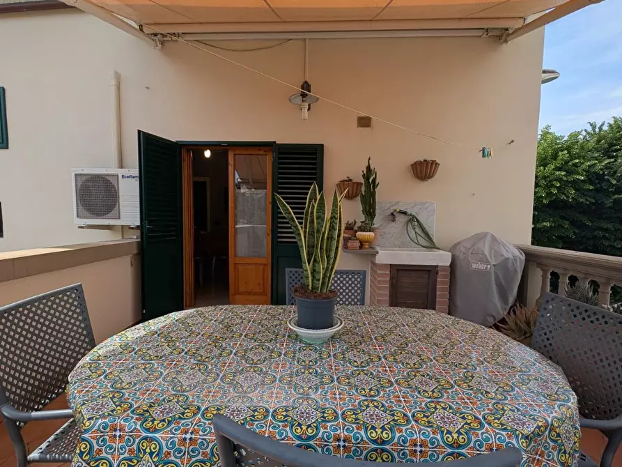 Immagine 15 di Casa semindipendente in vendita  a Vinci