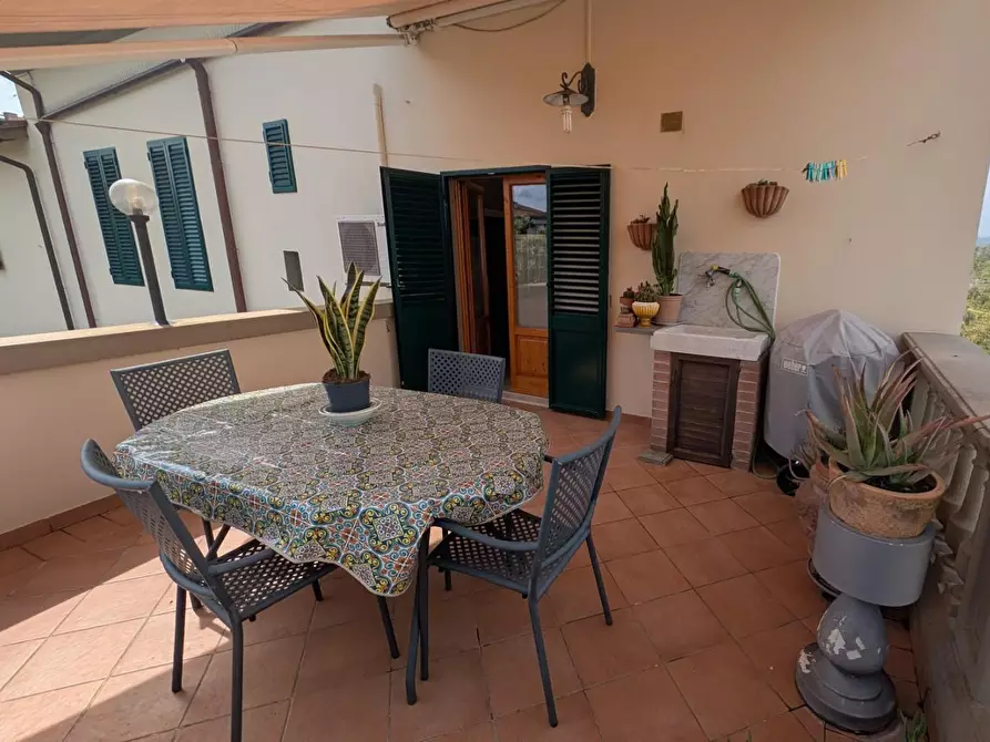 Immagine 13 di Casa semindipendente in vendita  a Vinci