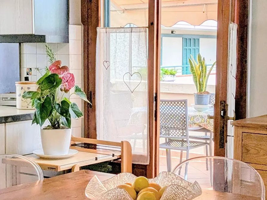 Immagine 17 di Casa semindipendente in vendita  a Vinci