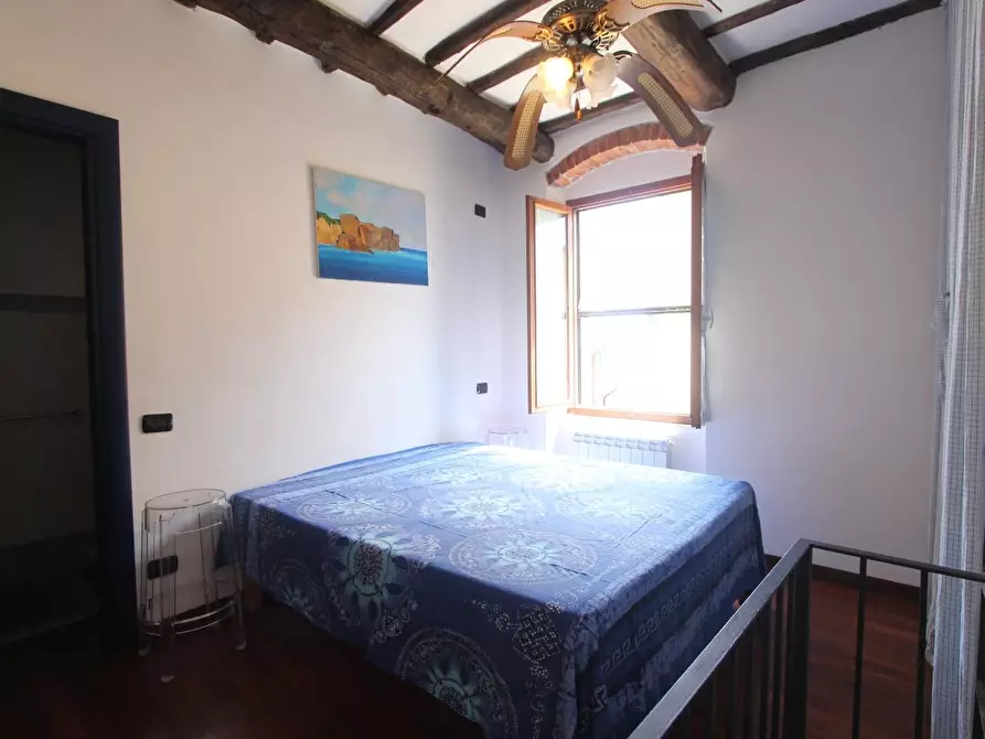 Immagine 18 di Appartamento in vendita  a Lerici