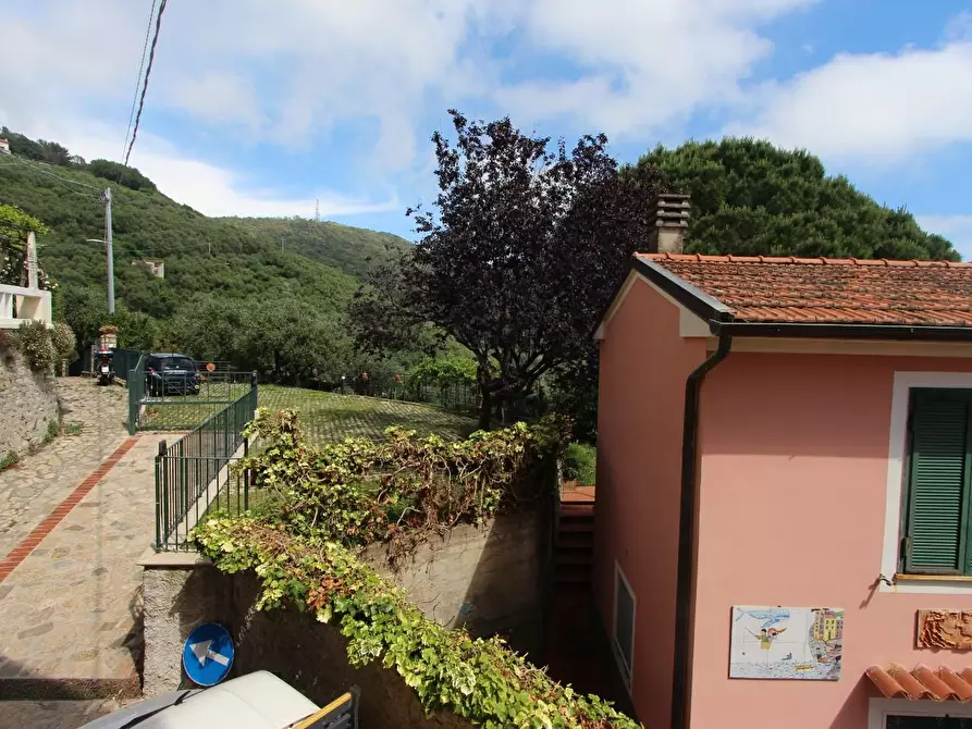 Immagine 20 di Appartamento in vendita  a Lerici