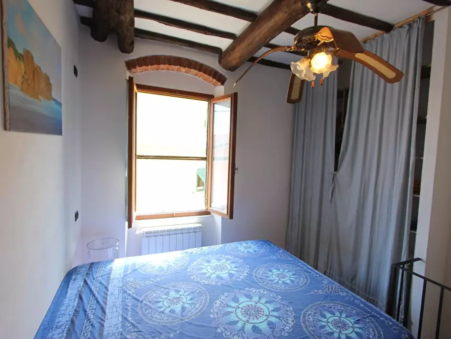 Immagine 19 di Appartamento in vendita  a Lerici