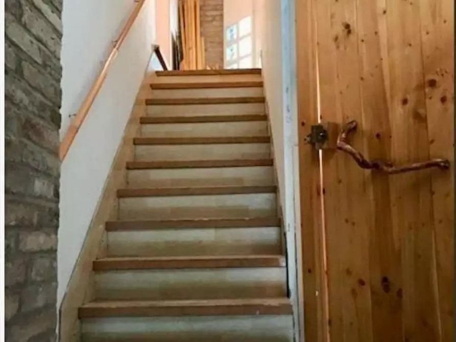 Immagine 5 di Appartamento in vendita  a Castelnovo Di Sotto