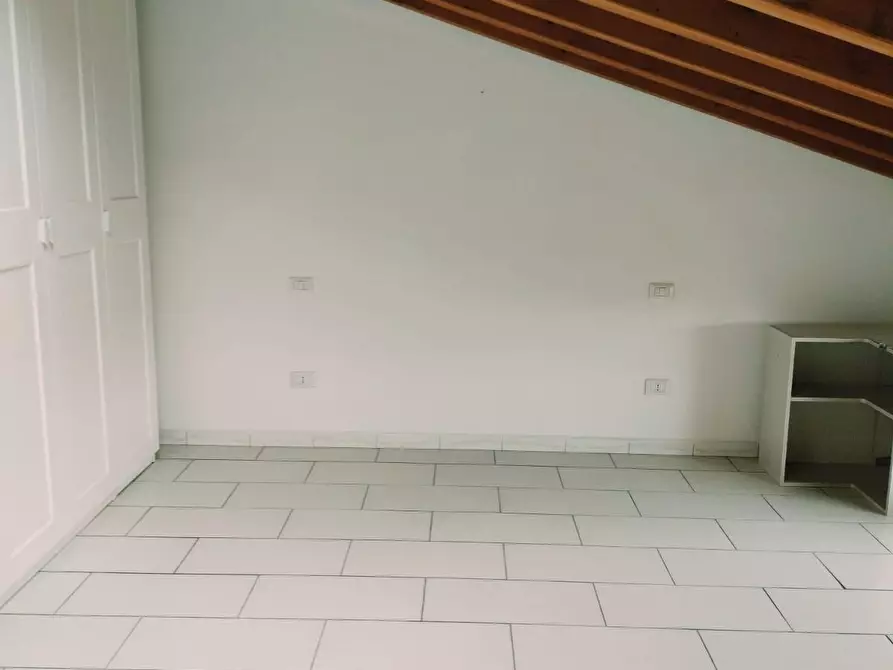 Immagine 7 di Appartamento in vendita  a Castelnovo Di Sotto