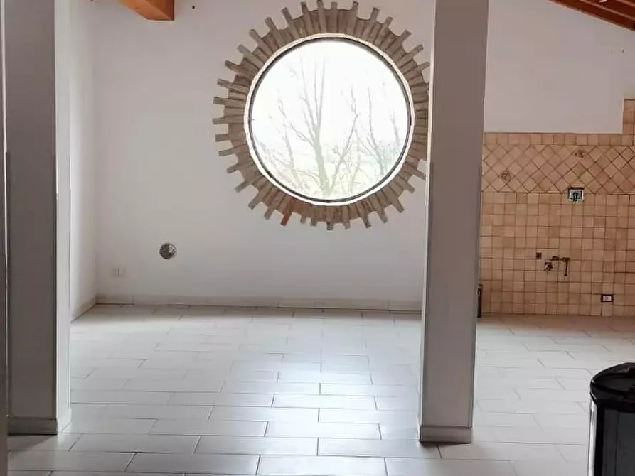 Immagine 2 di Appartamento in vendita  a Castelnovo Di Sotto