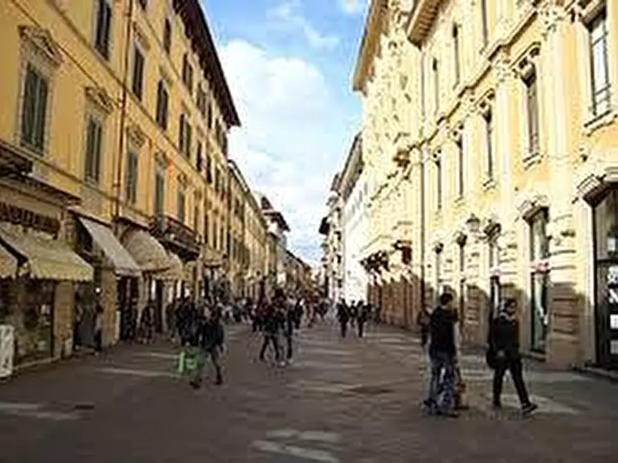 Immagine 1 di Appartamento in vendita  a Pisa