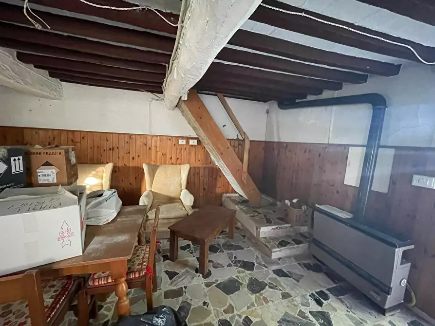 Immagine 9 di Casa indipendente in vendita  a Pietrasanta