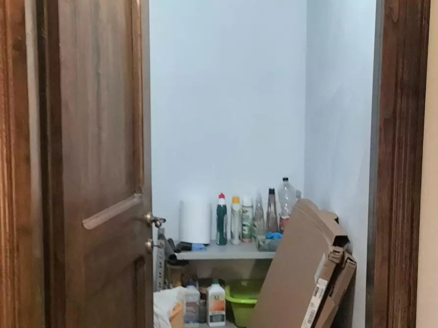 Immagine 27 di Appartamento in affitto  a Prato