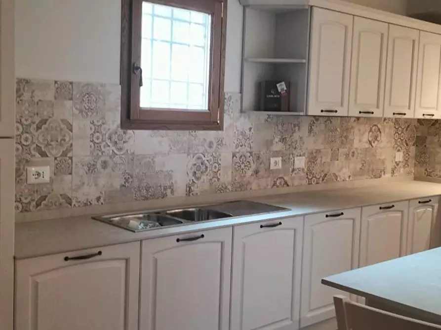 Immagine 3 di Appartamento in affitto  a Prato