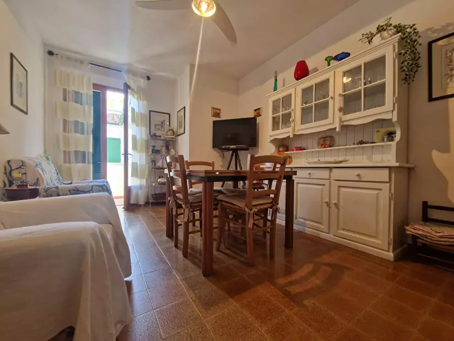 Immagine 5 di Appartamento in vendita  a Cecina