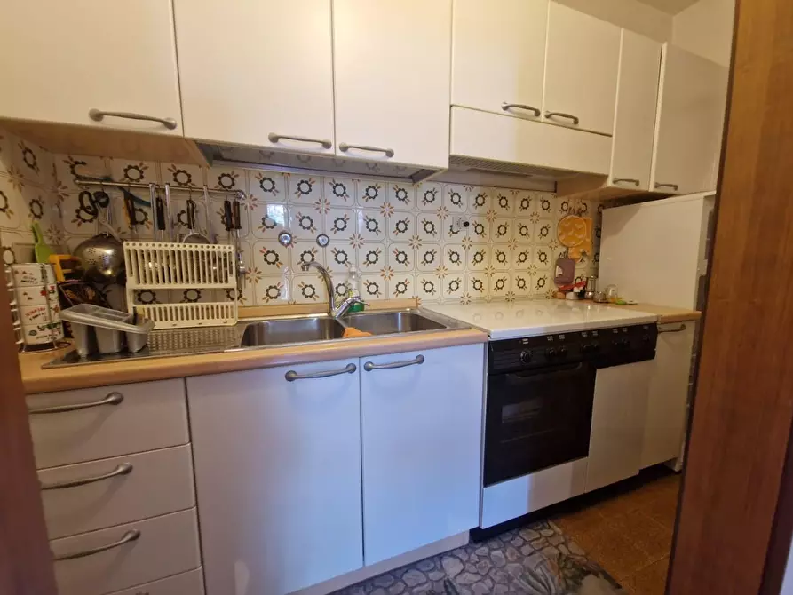 Immagine 8 di Appartamento in vendita  a Cecina