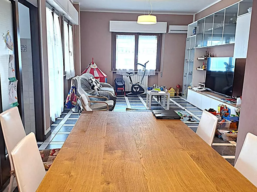 Immagine 8 di Appartamento in vendita  a Altopascio