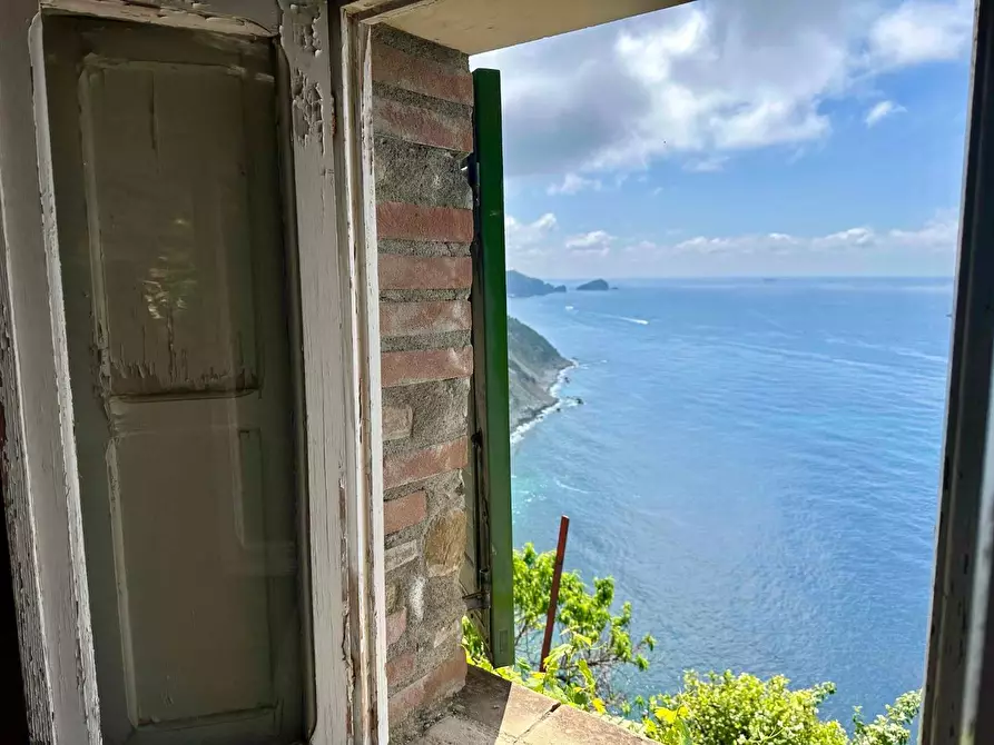 Immagine 28 di Villetta a schiera in vendita  a La Spezia