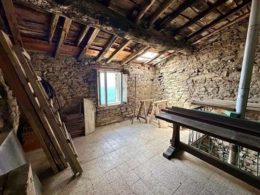 Immagine 23 di Villetta a schiera in vendita  a La Spezia