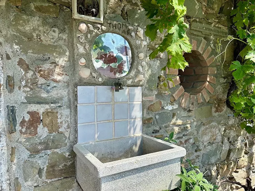 Immagine 12 di Villetta a schiera in vendita  a La Spezia