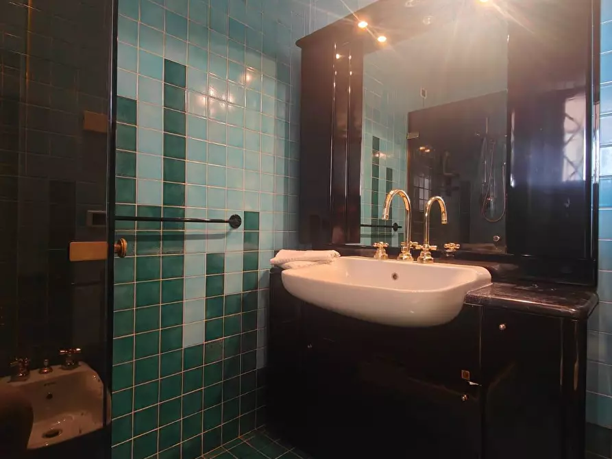 Immagine 9 di Appartamento in affitto  a Viareggio