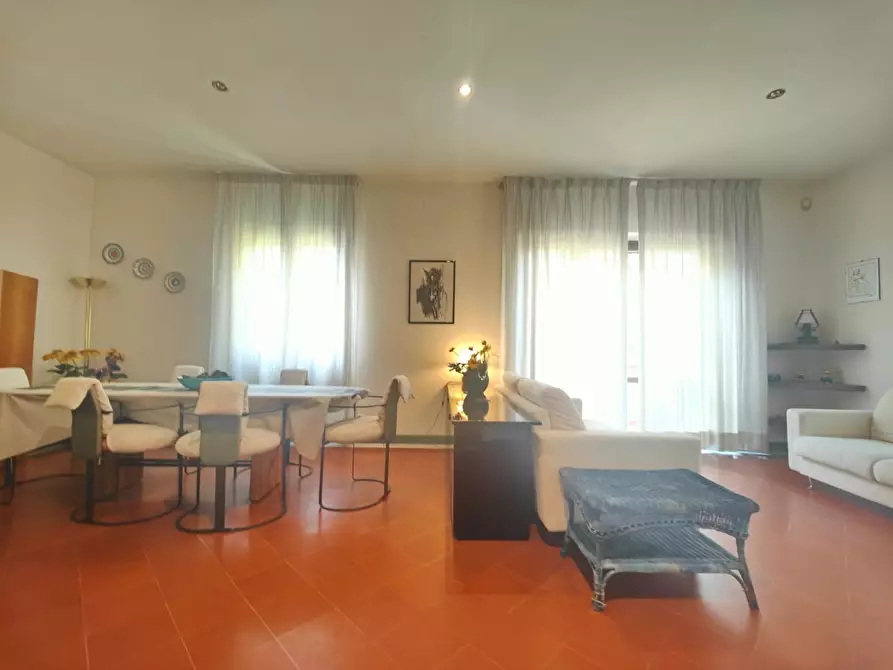 Immagine 18 di Appartamento in affitto  a Viareggio