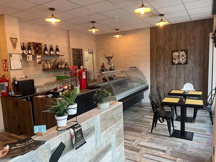 Immagine 35 di Bar / Ristorante in vendita  a Rivoli