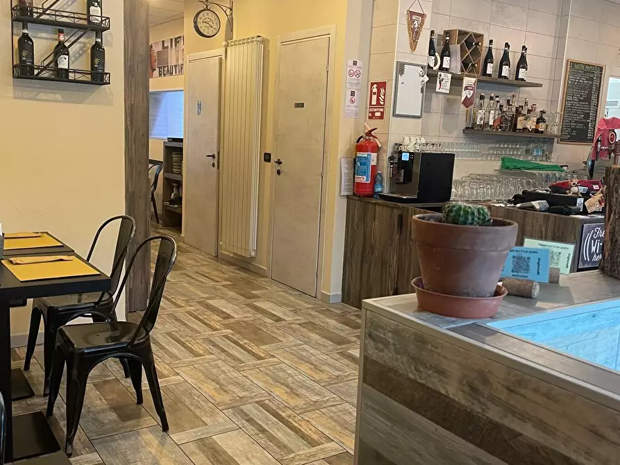 Immagine 19 di Bar / Ristorante in vendita  a Rivoli