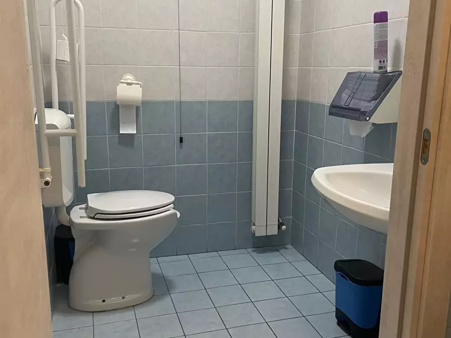 Immagine 27 di Bar / Ristorante in vendita  a Rivoli