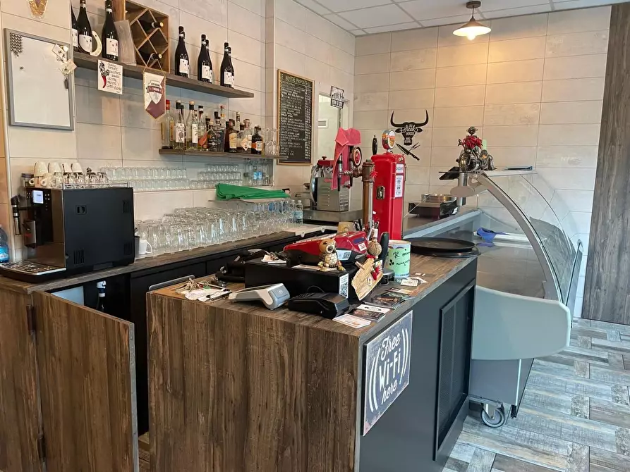 Immagine 28 di Bar / Ristorante in vendita  a Rivoli