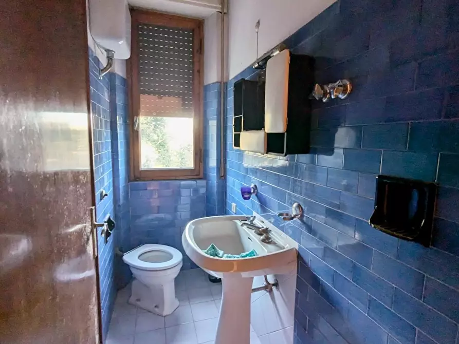 Immagine 13 di Appartamento in vendita  a Vecchiano