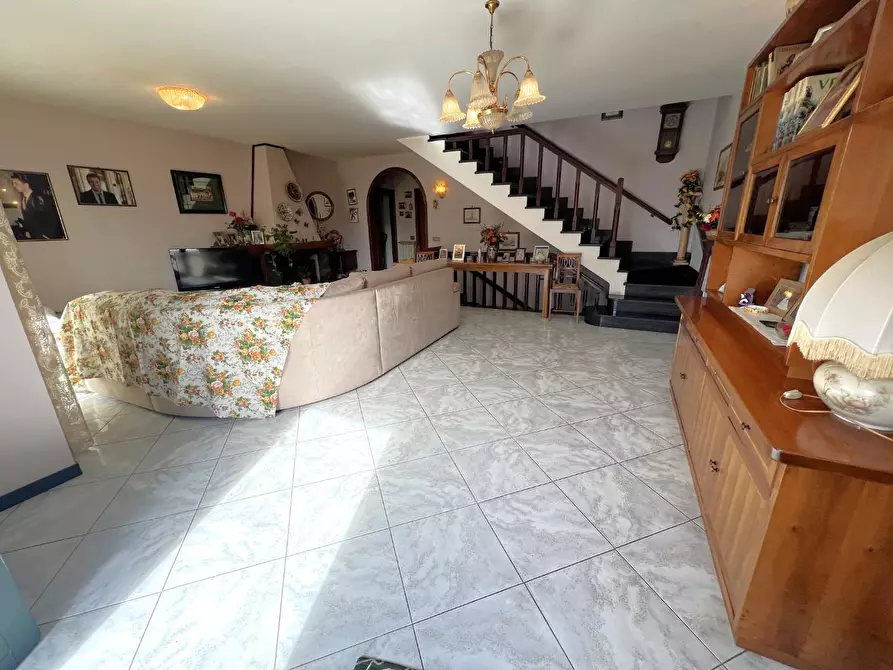 Immagine 3 di Villetta a schiera in vendita  a Vecchiano