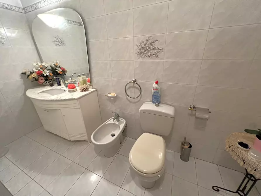 Immagine 19 di Villetta a schiera in vendita  a Vecchiano