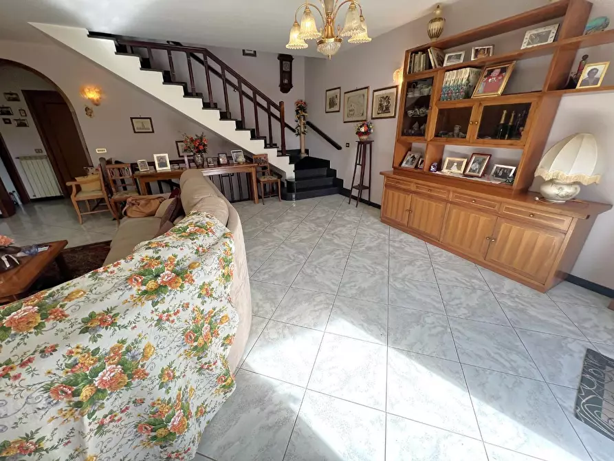 Immagine 4 di Villetta a schiera in vendita  a Vecchiano