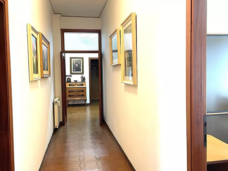 Immagine 37 di Appartamento in vendita  a Empoli