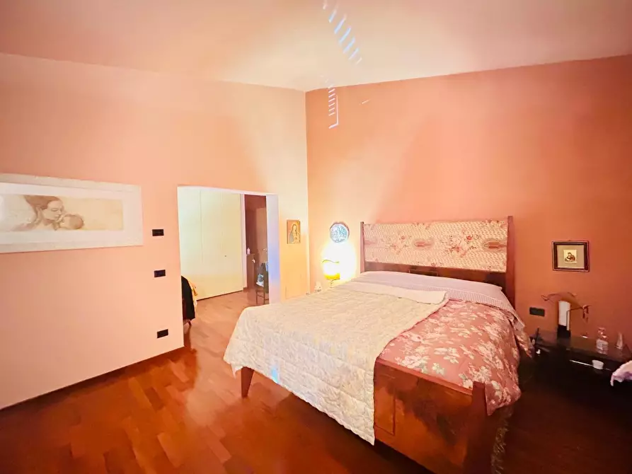 Immagine 14 di Villa in vendita  a San Miniato