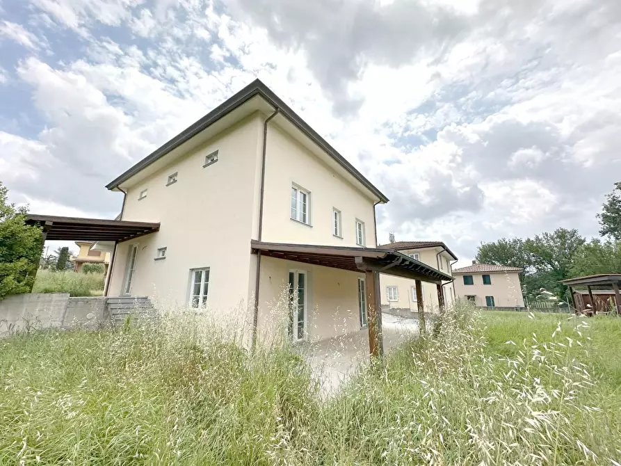 Immagine 30 di Villa in vendita  a Capannori