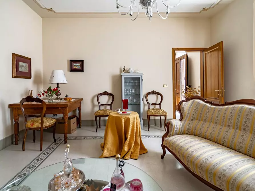 Immagine 19 di Villa in vendita  a Fucecchio