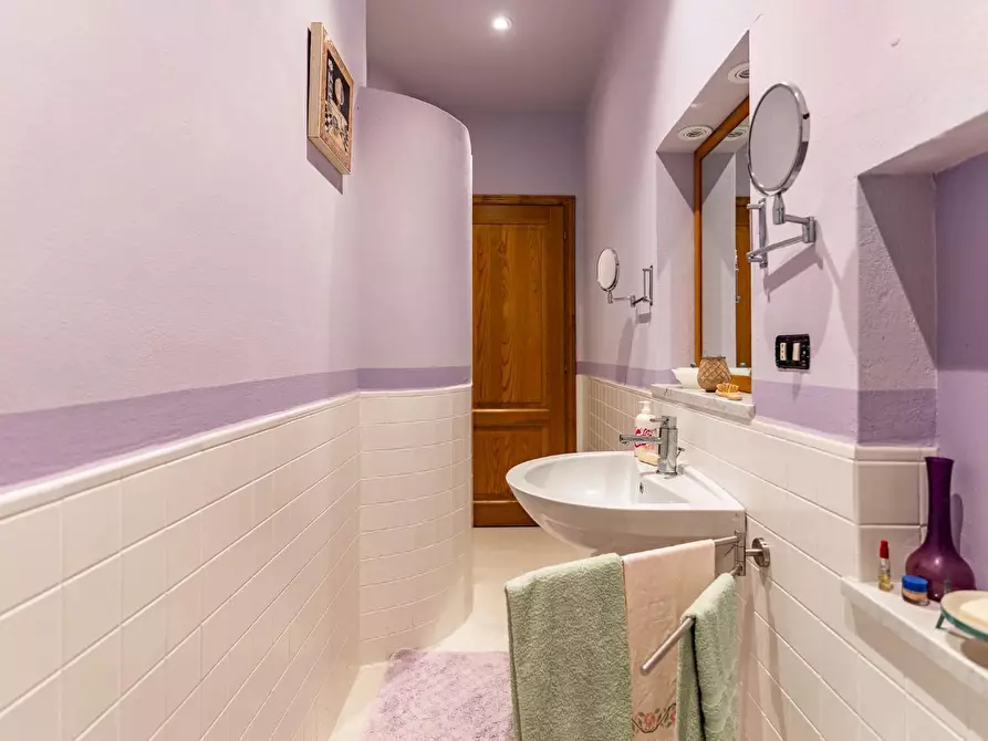 Immagine 28 di Villa in vendita  a Fucecchio