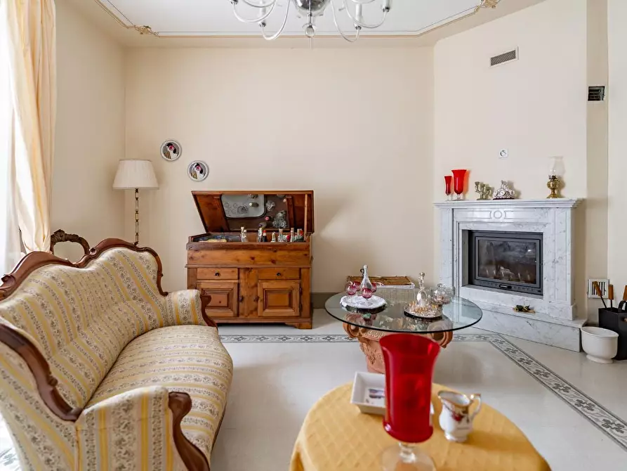 Immagine 16 di Villa in vendita  a Fucecchio