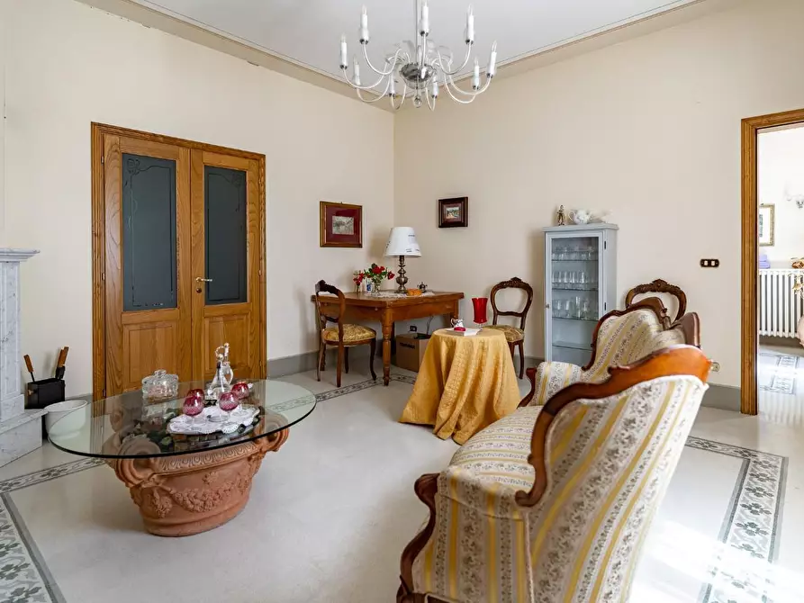 Immagine 20 di Villa in vendita  a Fucecchio