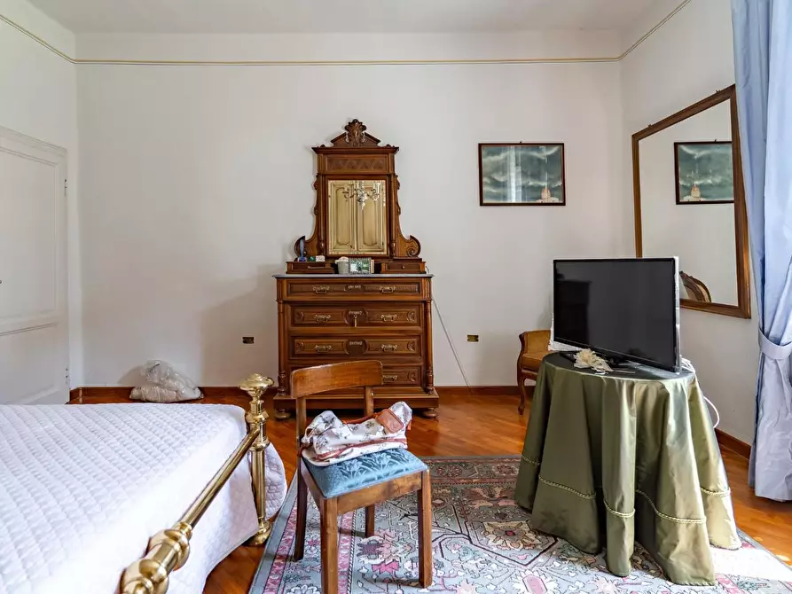 Immagine 32 di Villa in vendita  a Fucecchio