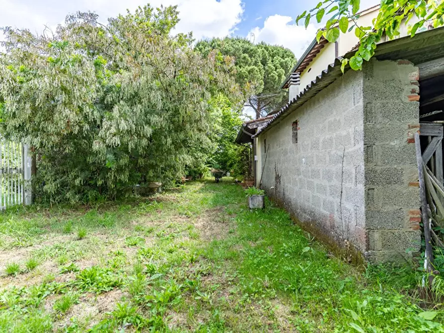 Immagine 43 di Villa in vendita  a Fucecchio