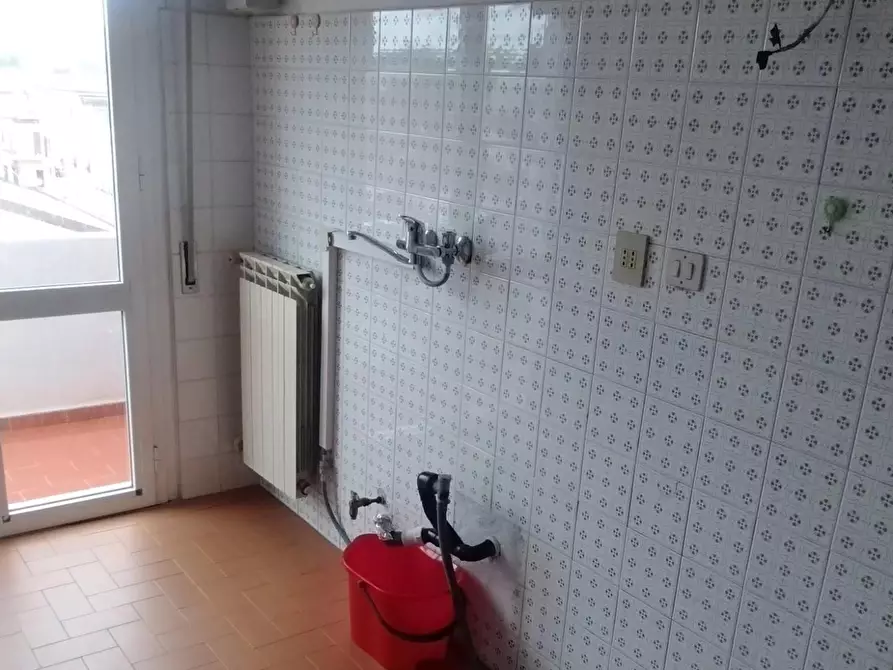 Immagine 10 di Appartamento in vendita  a Carrara