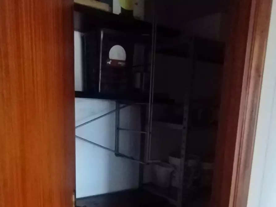 Immagine 12 di Appartamento in vendita  a Carrara