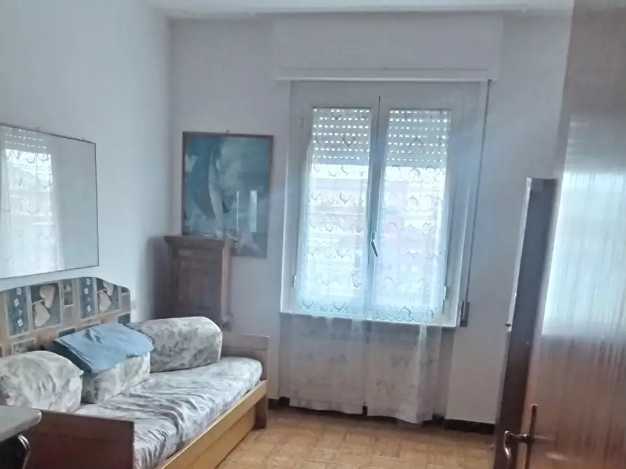 Immagine 1 di Appartamento in vendita  a Carrara