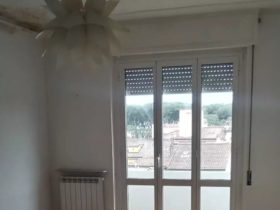 Immagine 4 di Appartamento in vendita  a Carrara