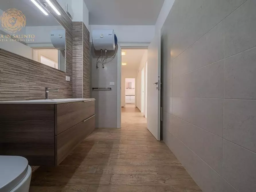 Immagine 12 di Appartamento in vendita  a Castrignano Del Capo