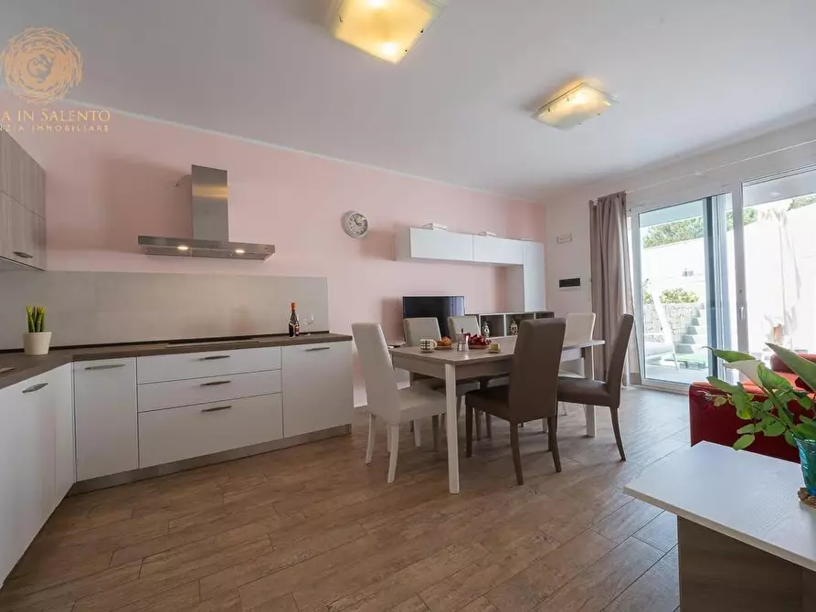 Immagine 4 di Appartamento in vendita  a Castrignano Del Capo