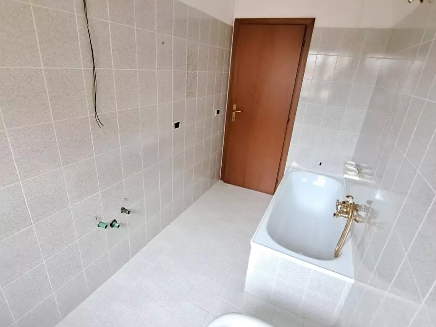 Immagine 15 di Terratetto in vendita  a Rosignano Marittimo