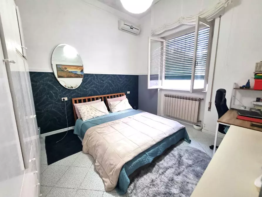 Immagine 15 di Appartamento in vendita  a Viareggio