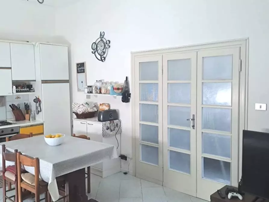 Immagine 6 di Appartamento in vendita  a Viareggio