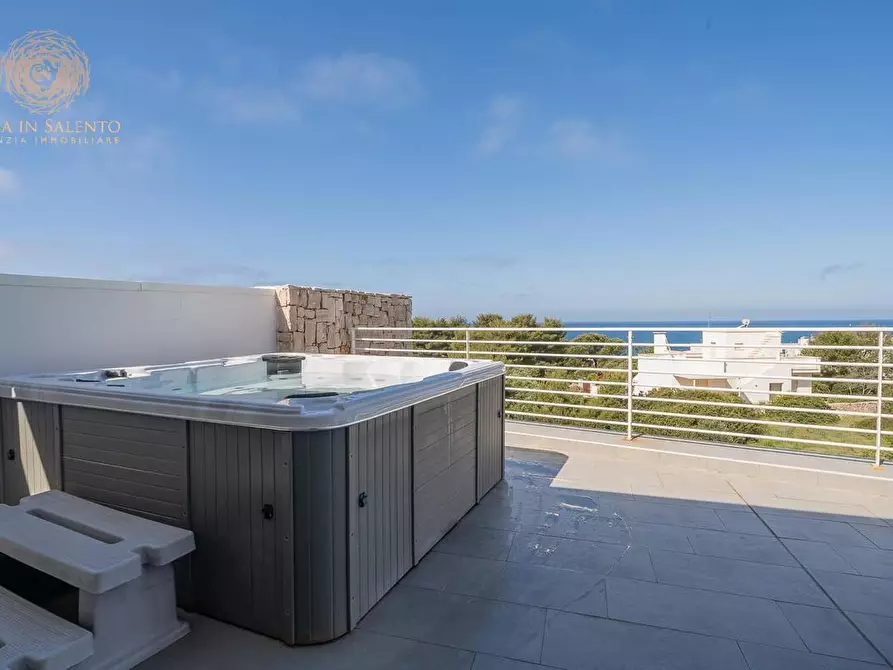 Immagine 7 di Appartamento in vendita  a Castrignano Del Capo