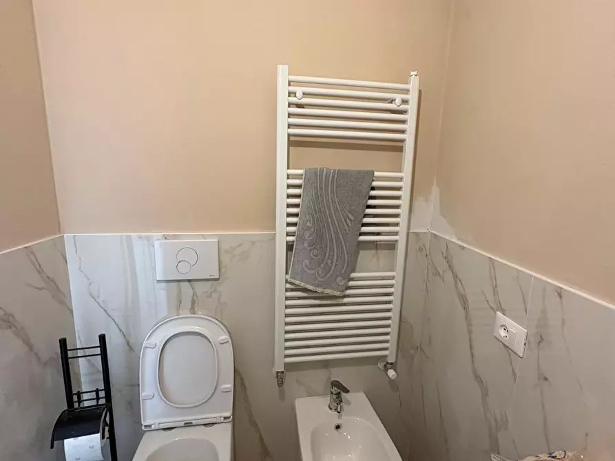 Immagine 15 di Appartamento in vendita  a Pontedera